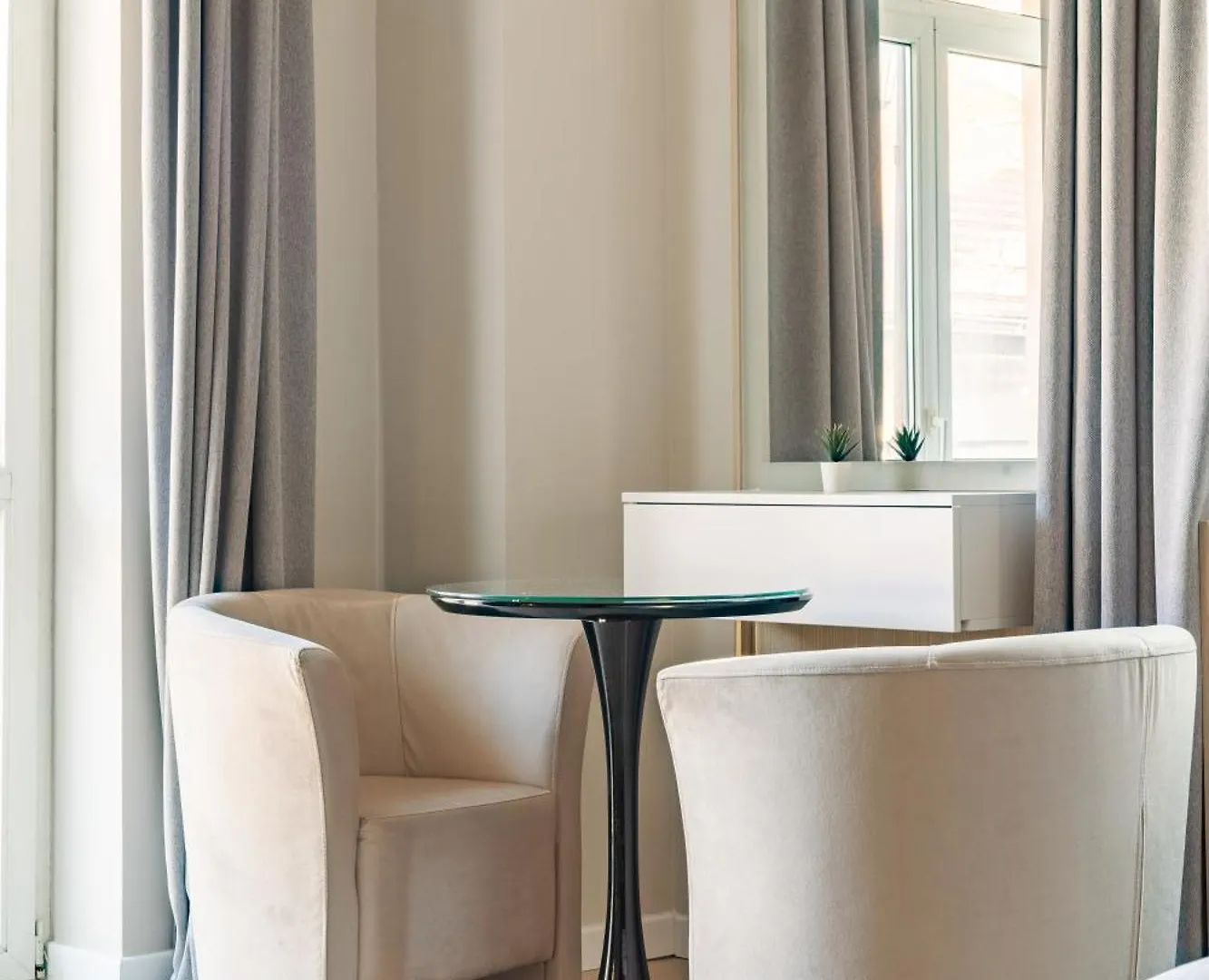 Piccolo Mondo By Citybookings Bukarest 3*,